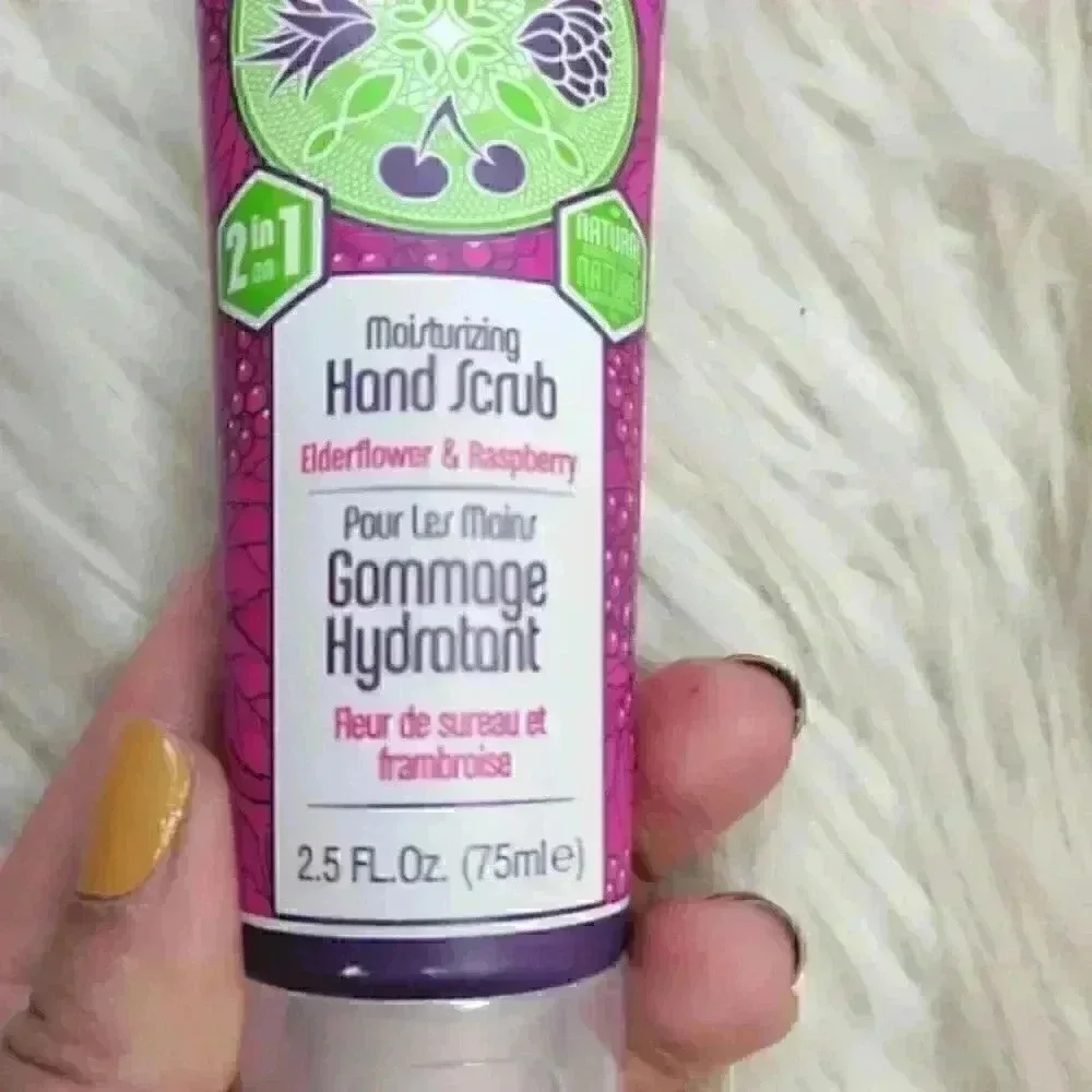 Human+Kind hydrating exfoliating